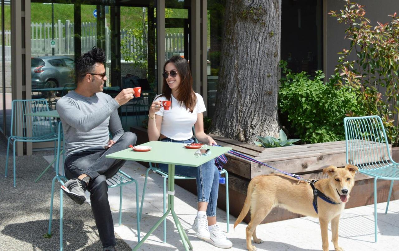 Borgo Stazione Bike Inn Valeggio sul Mincio Ngoại thất bức ảnh
